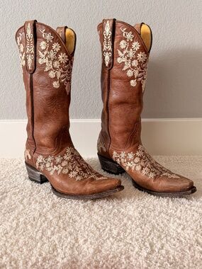 Cavender's Brown Floral Embroidered Women's Cowboy Boots